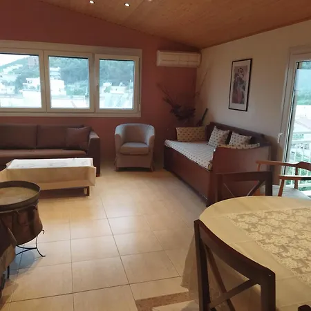 Apartment Maria Nea Karvali